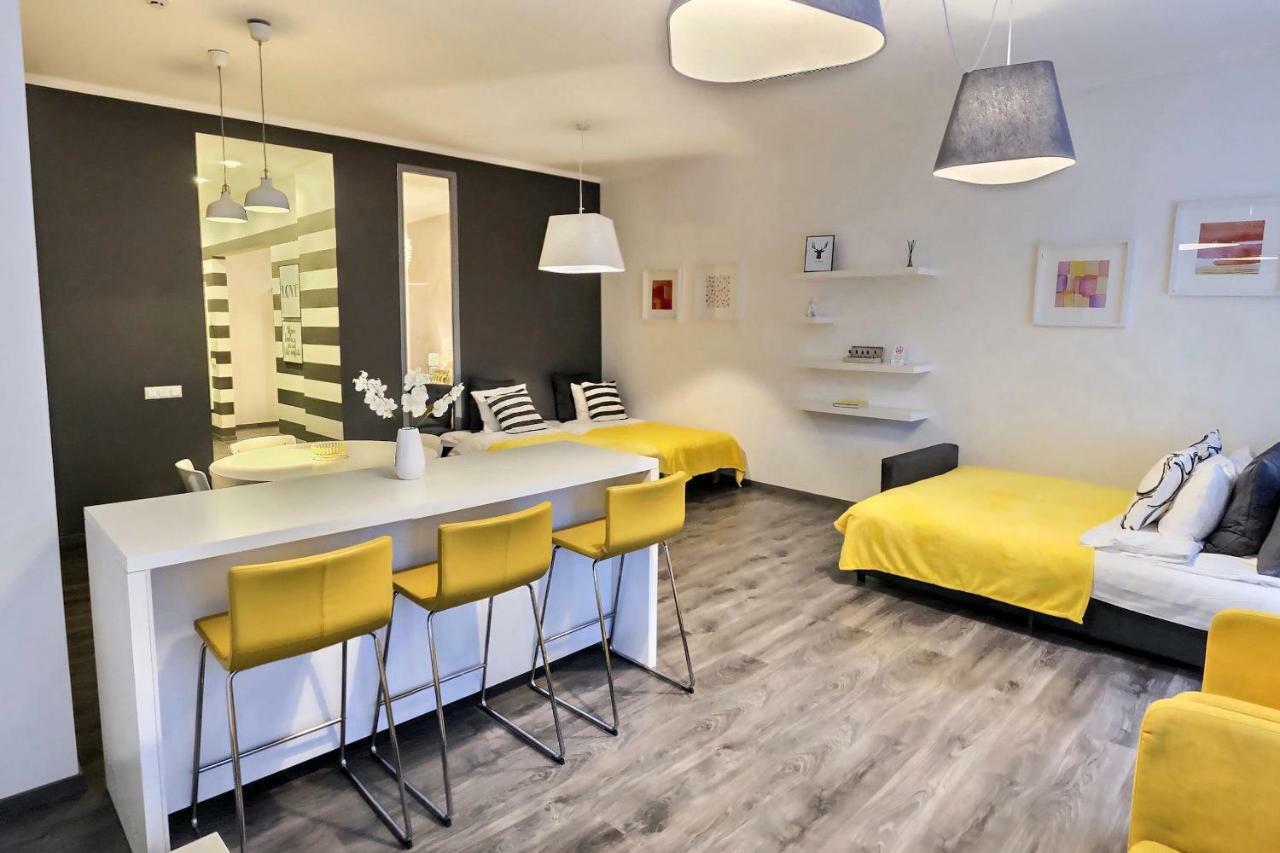 Apartmán St.Roland Livu Square Riga Exteriér fotografie